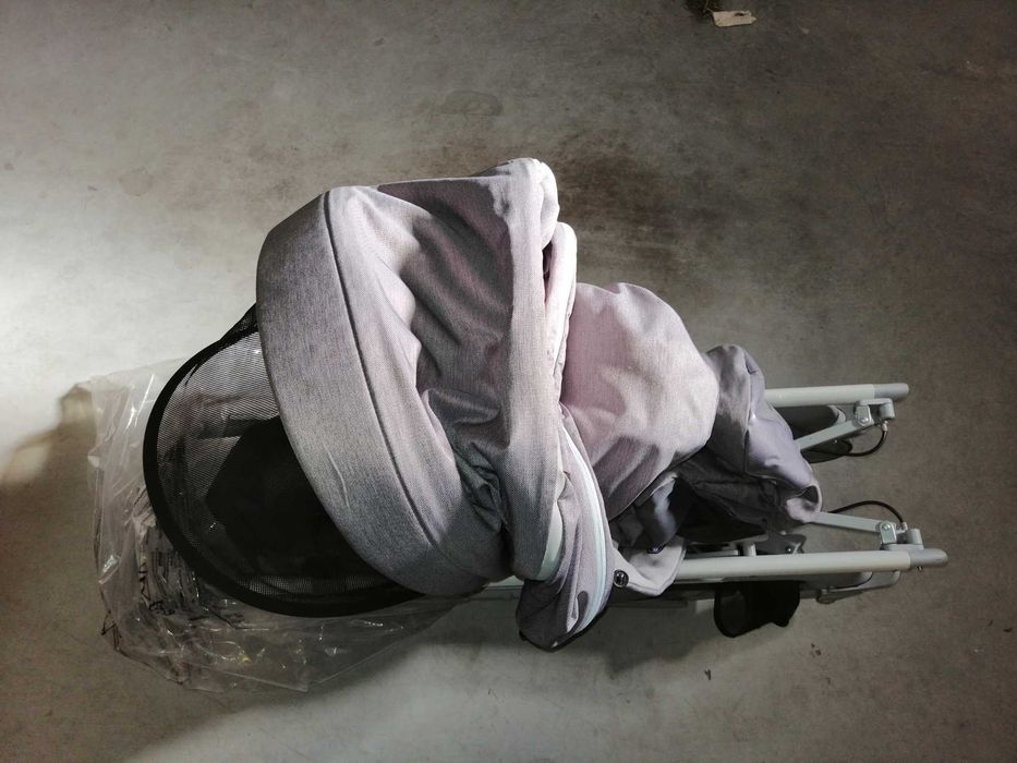 Vende-se carrinho bebé chicco