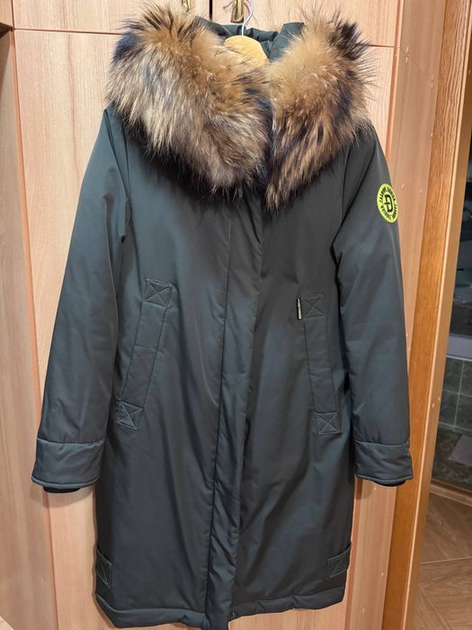 Пуховик с капюшоном