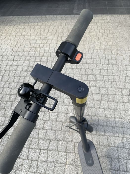 Hulajnoga Xiaomi Mi Electric Scooter Essential 250 W 20 km/h