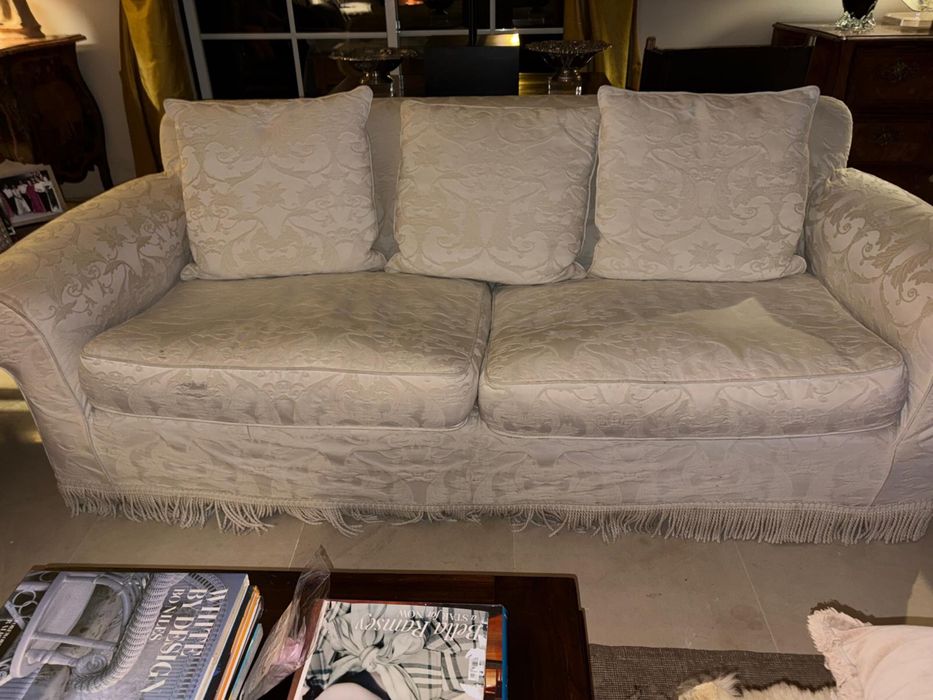 Sofa Tecido Damasco Branco - 3 lugares