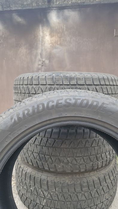 Продам свою зимнюю резину BRIDGESTONE