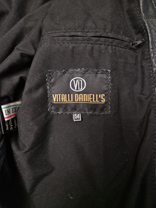Куртка кожаная VITALLI DANIELS