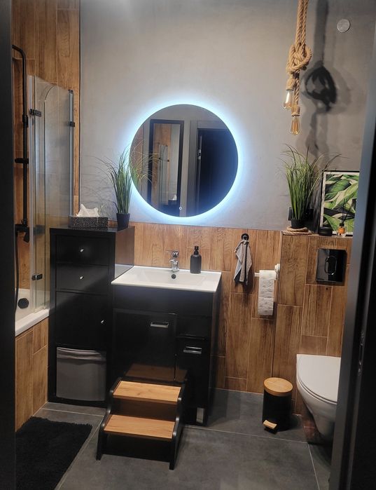 Przestronne mieszkanie z ogrodem i dwoma miejscami parkingowymi