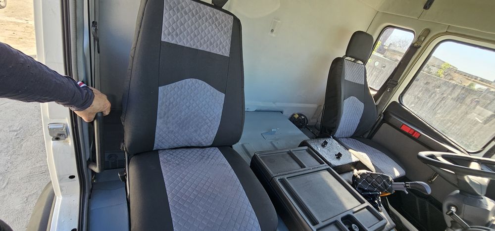 Молоковоз водовоз Mercedes-Benz 1834 LS