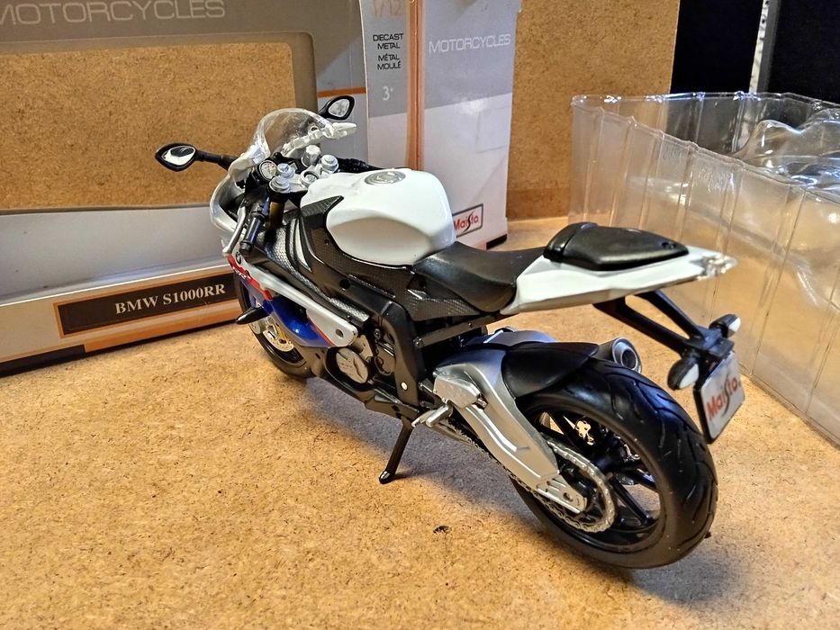MAISTO 1/12 Motociclo BMW S1000RR