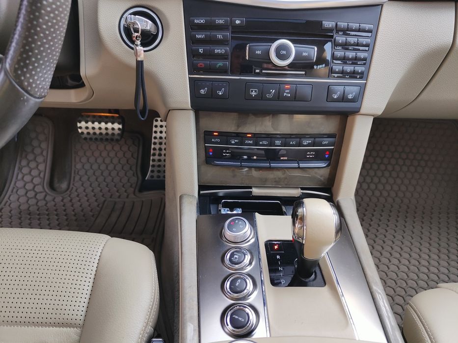 Mercedes Benz W212 E63 AMG    ZAMIANA