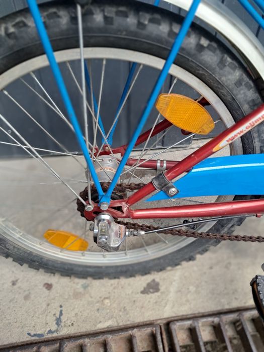 rRower dzieciecy solidna konstrukcja mocne kola do