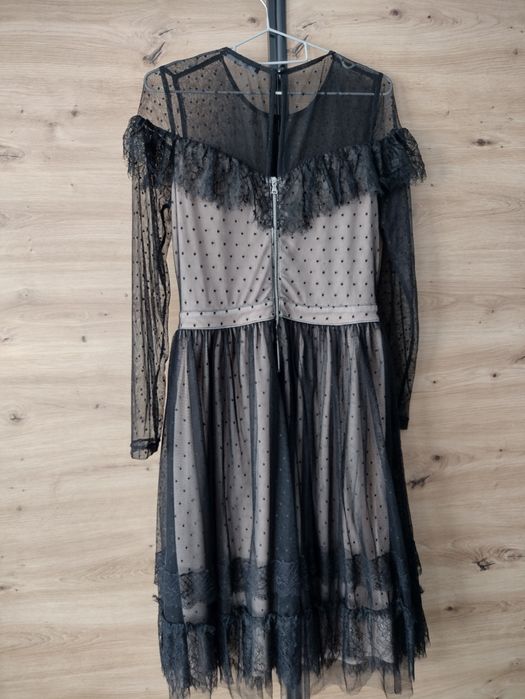 Sukienka Pretty Girl r. 40