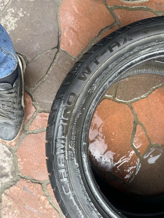 Шини 225/50 R17 GTRadial Champiro