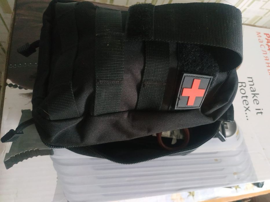 Аптечка   тактическая,2 турникета.