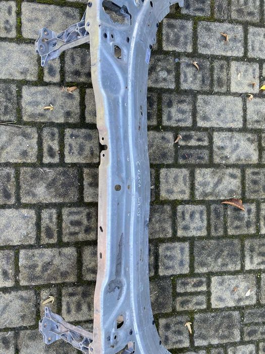 Mercedes C Klasa W205 Pas Przedni