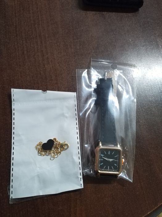 Modny minimalistyczny zegarek Luksusowy