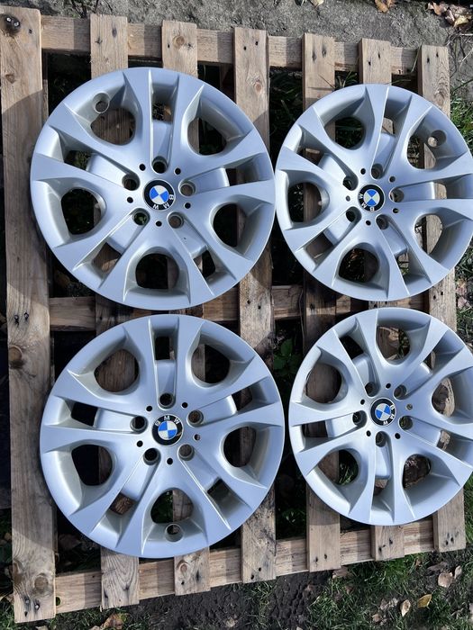 Komplet kołpaków BMW 17”