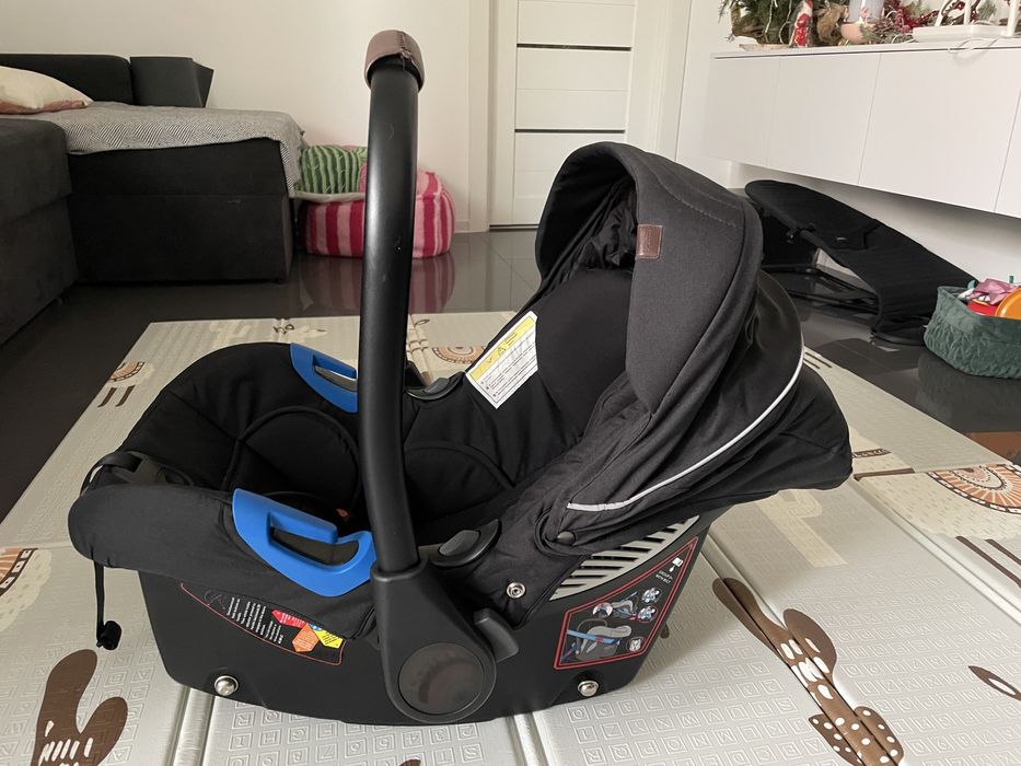 Авторкісло / автолюлька Carrelo epica