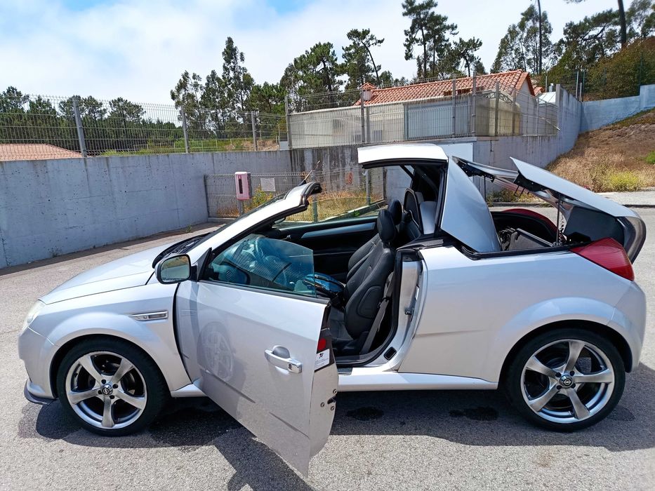 Carro cabrio Opel Tigra Twin Top