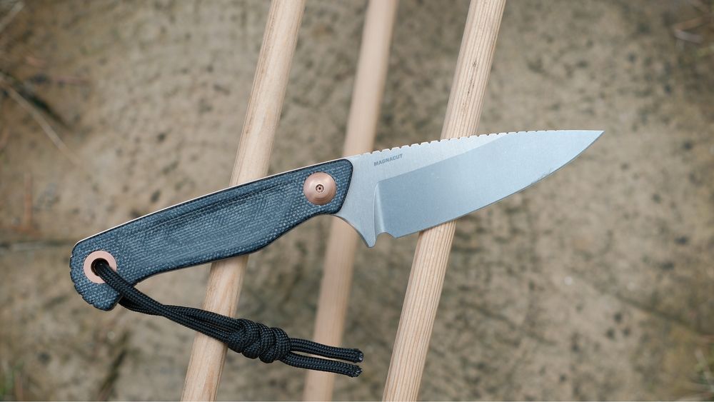 Benchmade Dacian 203 - magnacut, custom kydex