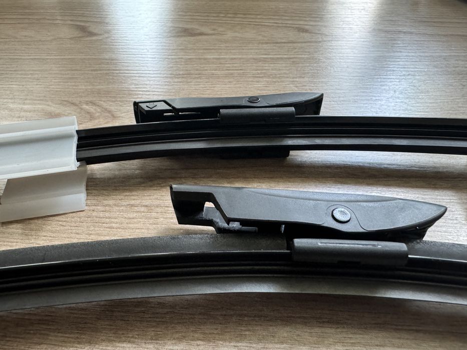 61610039343 Уцінений оригінальний комплект щіток лобового скла