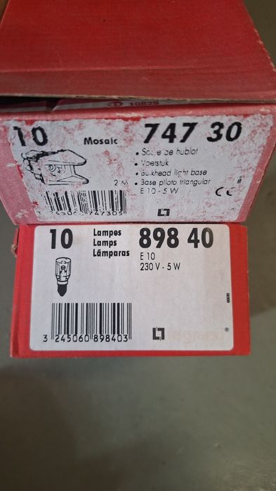 Legrand Mosaic 747 30 – Bases sinalizador + lâmpadas E10 (lote)