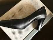 czółenka czarne skóra - firma  Ara, r. 38