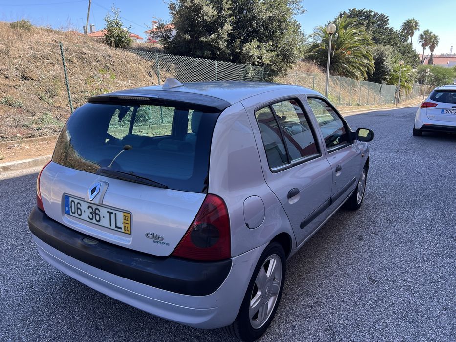 Renault clio 2002 — photo 3