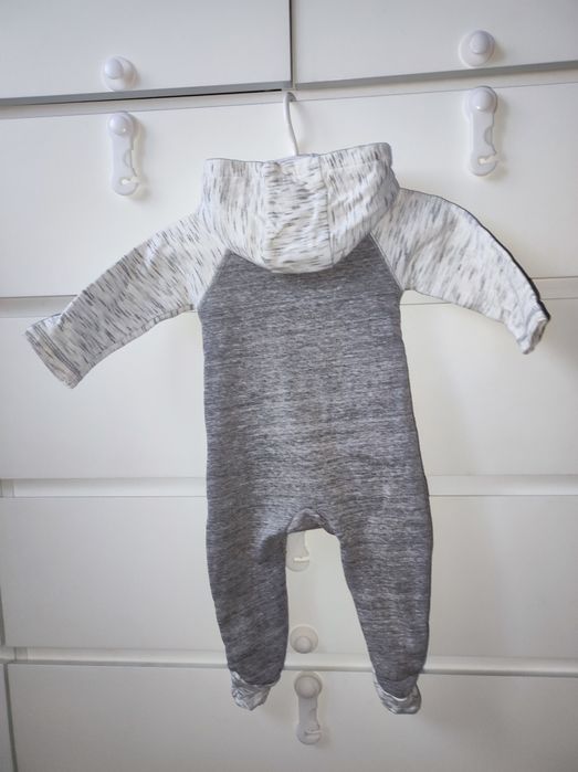 Kombinezon, śpiochy Primark nowe r. 74 szop pracz