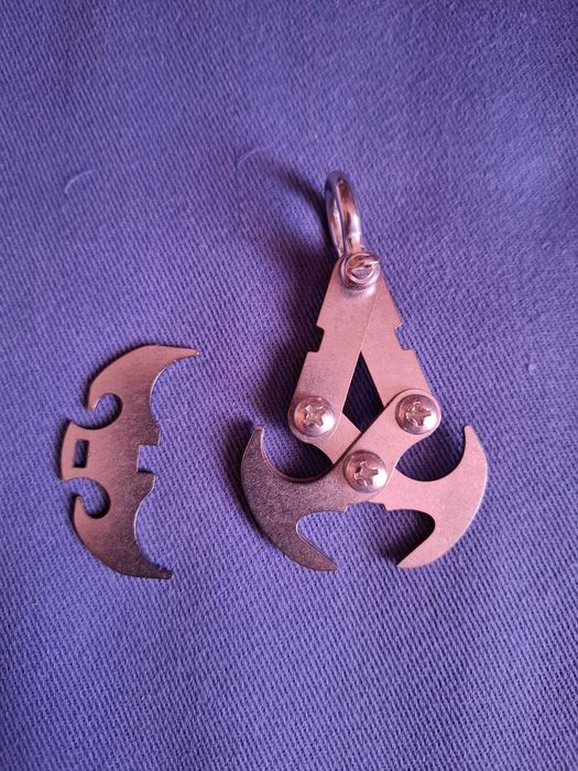 Gravity Hook443433785880760321