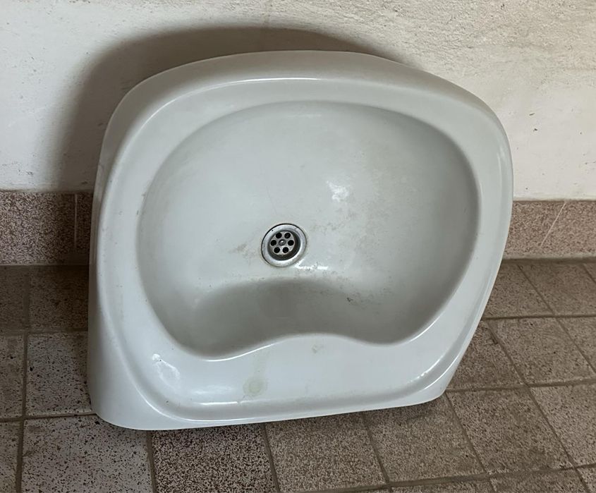 Продам умивальник