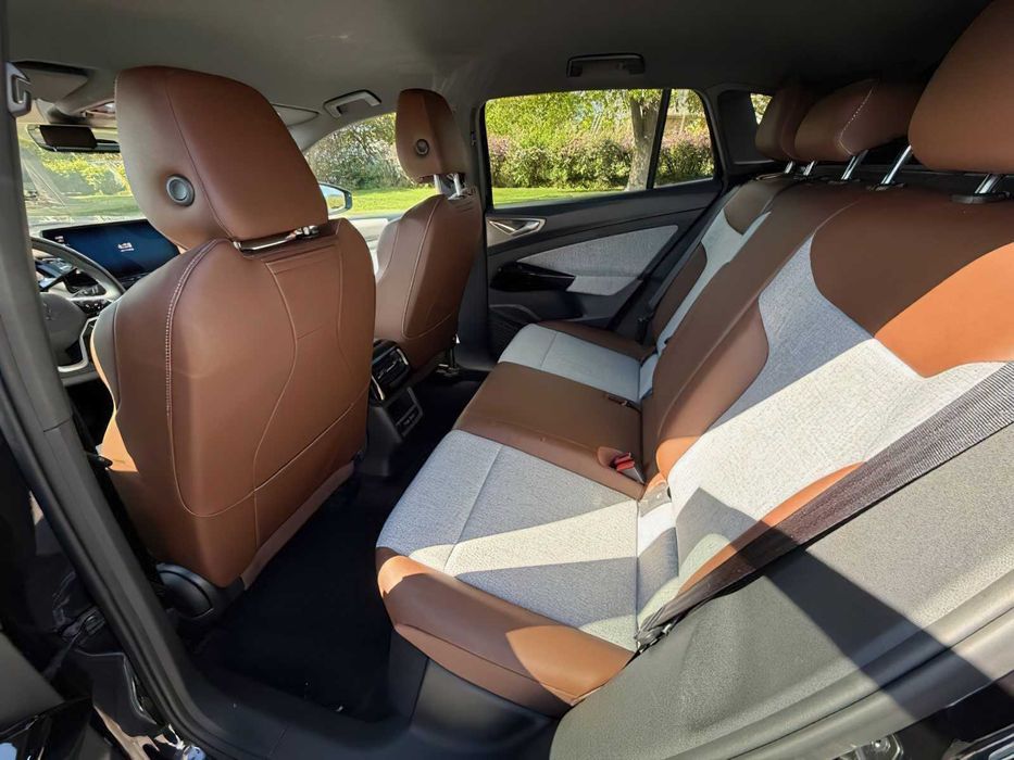 Volkswagen ID.4 Pro      2023