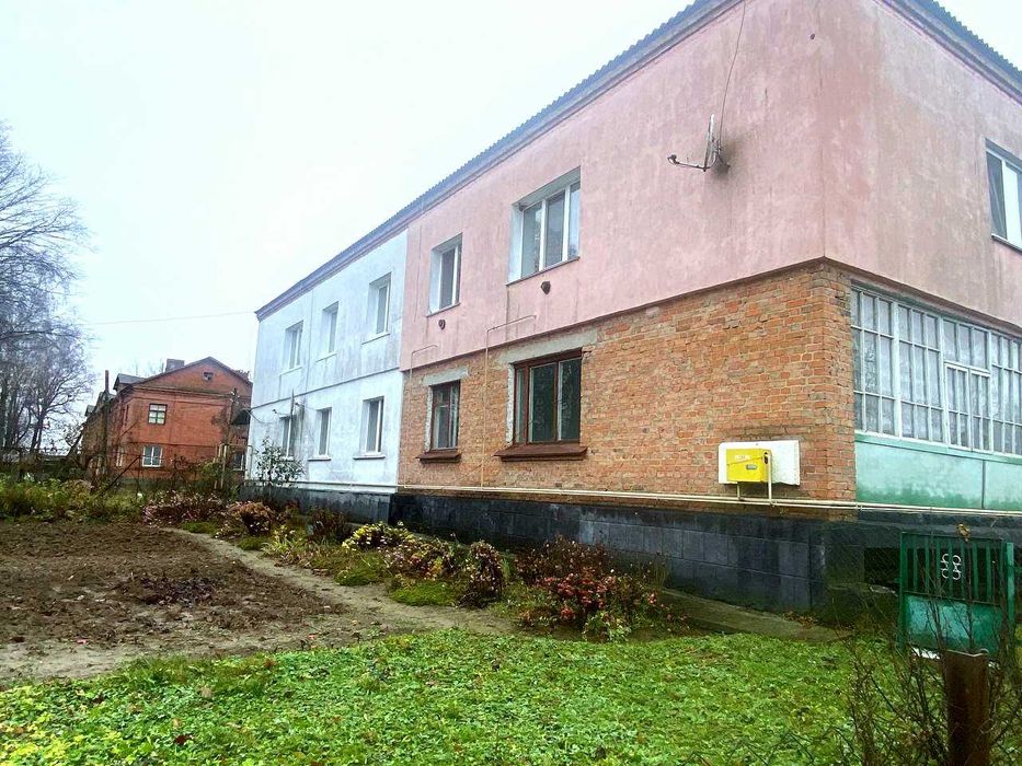 2-кімнатна квартира в смт Вовковинці / Двокімнатна квартира