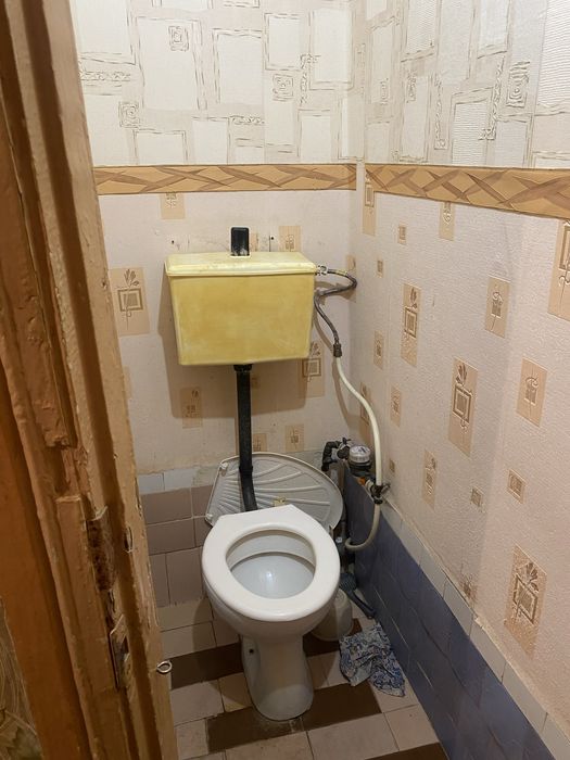 Продам 2-х кім кв у центрі міста  по вул Благовіщенській