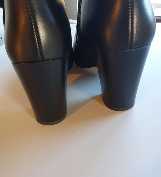Botki czarne roz 37