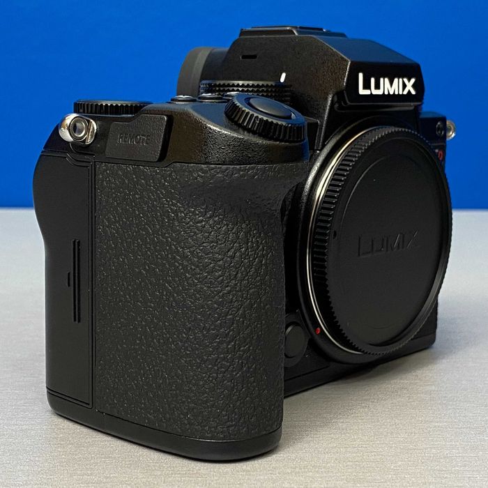 Panasonic Lumix DC-S5D (Corpo) - 24.2MP