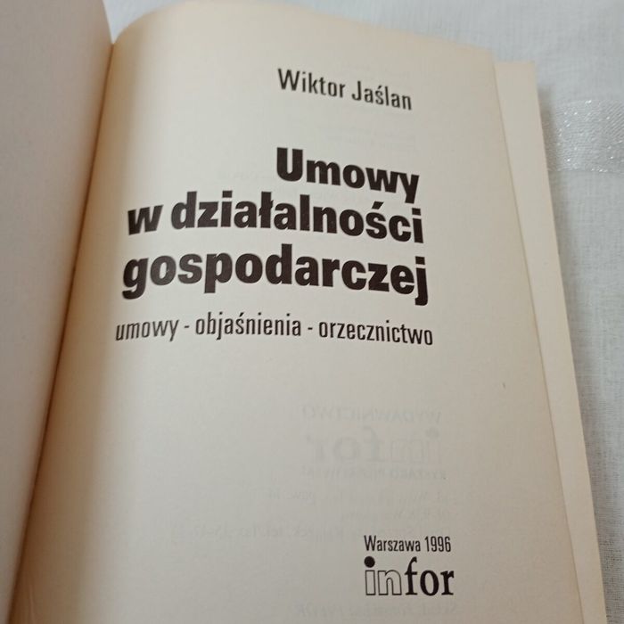 Umowy w działalności gospodarczej. Wiktor Jaślan