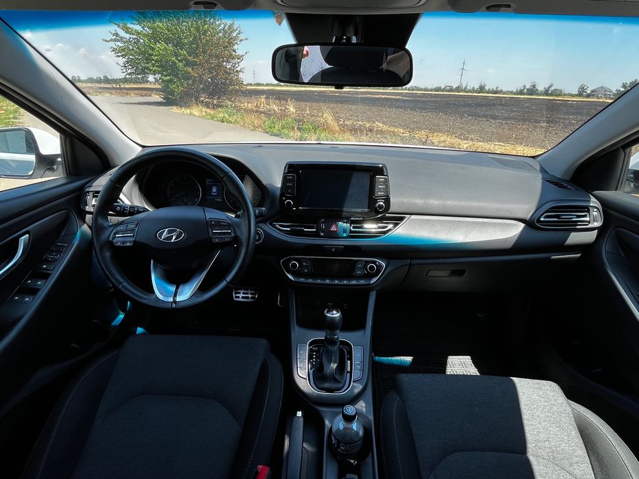 hyundai i30 2021