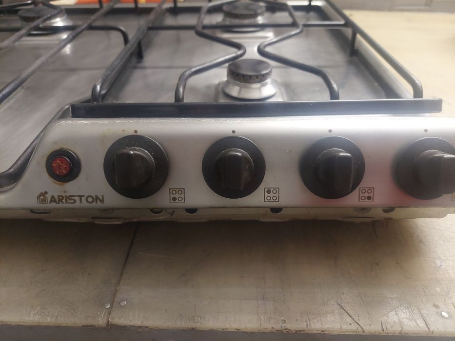 Placa de gás Ariston