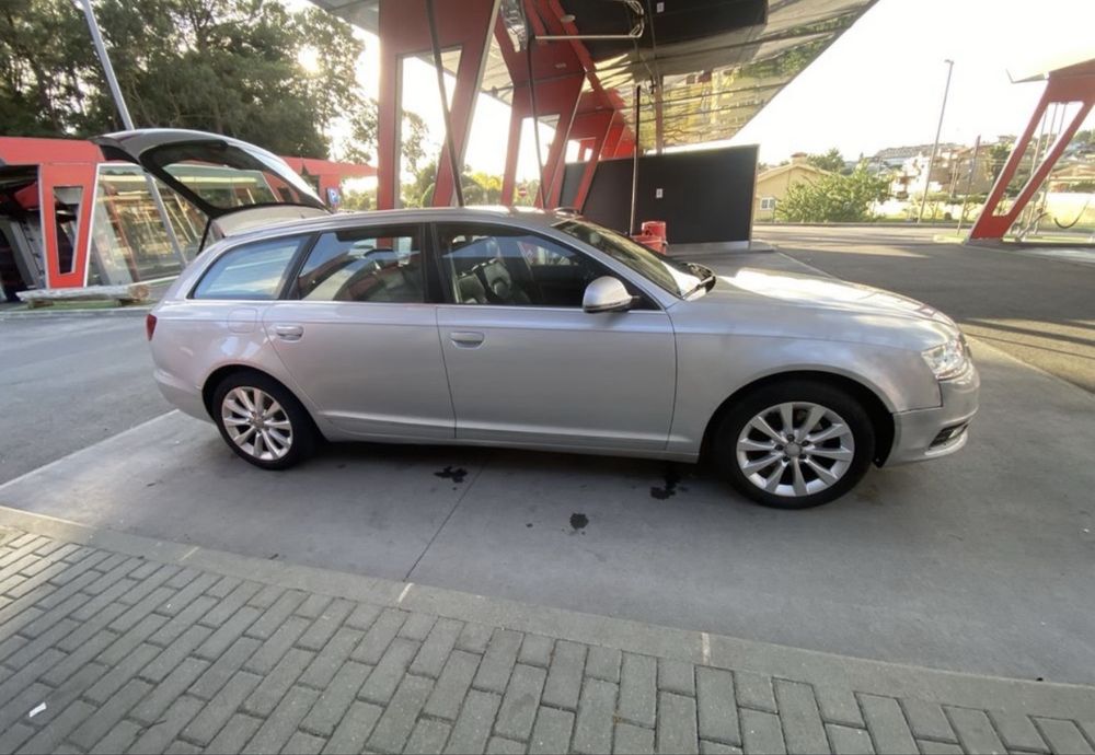 Audi A6 Avant 2.7 TDI V6 Automática | 2011 / TROCO