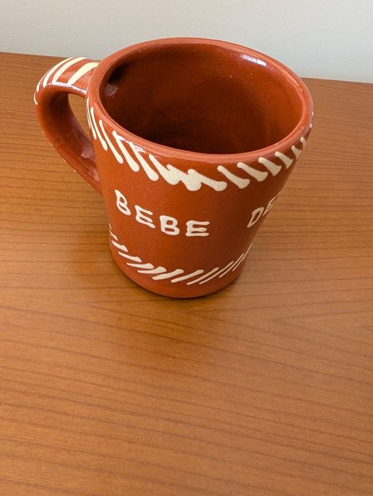 Canecas de barro