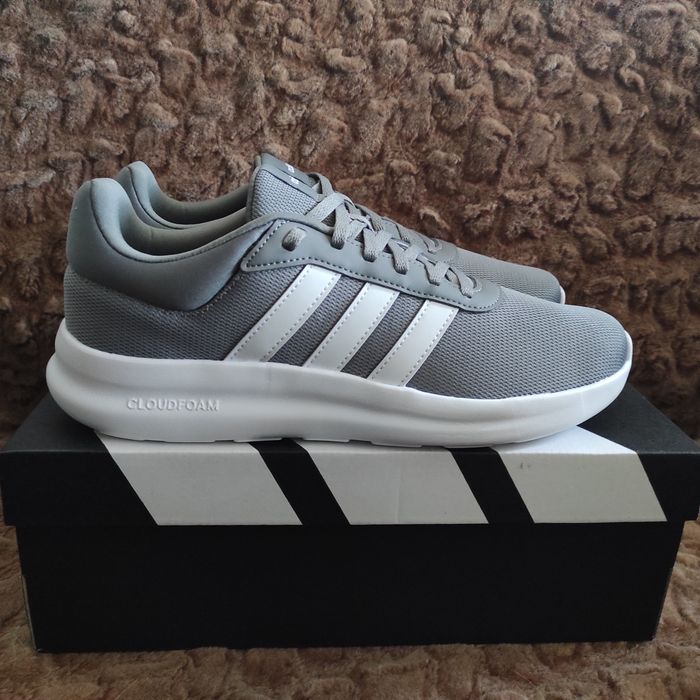 Кроссовки adidas оригинал