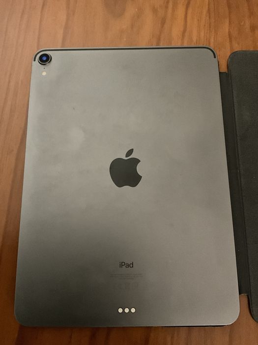 Ipad 11 pro usado em muito bom estado