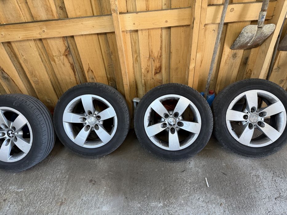 Felgi z oponami bmw e90