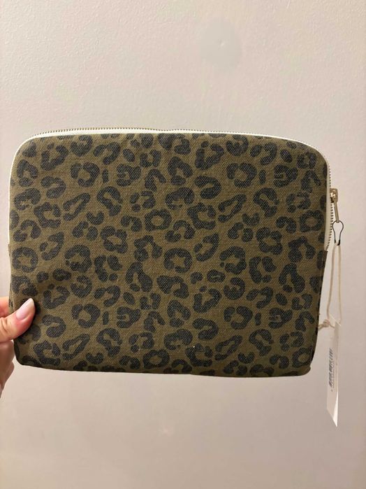 Bolsa para ipad 20cm x 28cm NOVO COM ETIQUETA