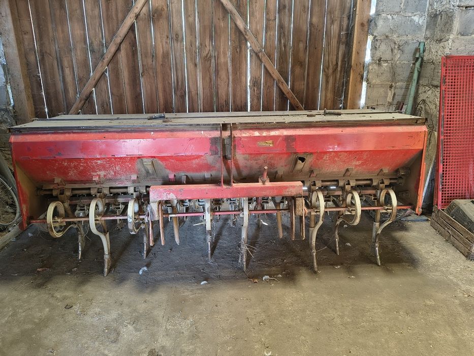Siewnik zbożowy 2.5 tume