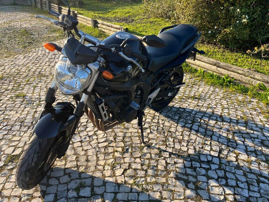 Yamaha FZ6 S2 - Fazer 600