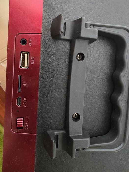 Coluna Bluetooth Portátil Nova