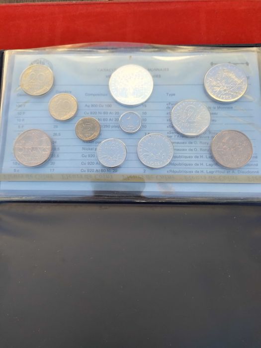 Carteira Flor de Cunho 1982 France