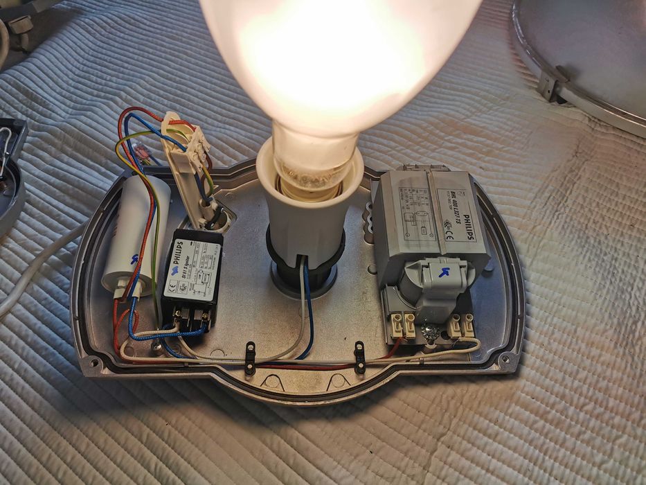 Zestaw kondensator statecznik zapłonnik Philips HPI