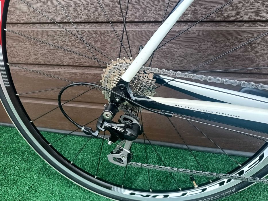 Rower Szosowy Specialized Roubaix 28" Carbon 3x10 Shimano 105 Hollowtech Jak Nowy Mała Rama