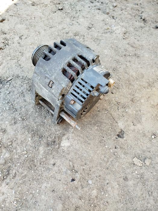 Генератор 038903023S Audi A4 A6 Volkswagen Passat B5 1.9 TDI
