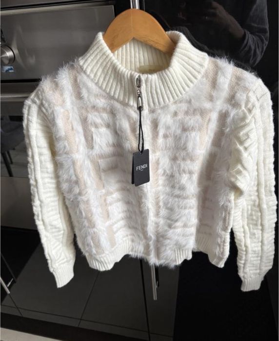 Кофта трикотажна fendi