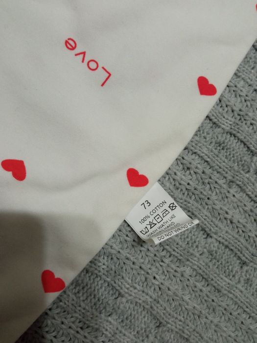 Чоловічок новий  бавовняний на дівчинку 74